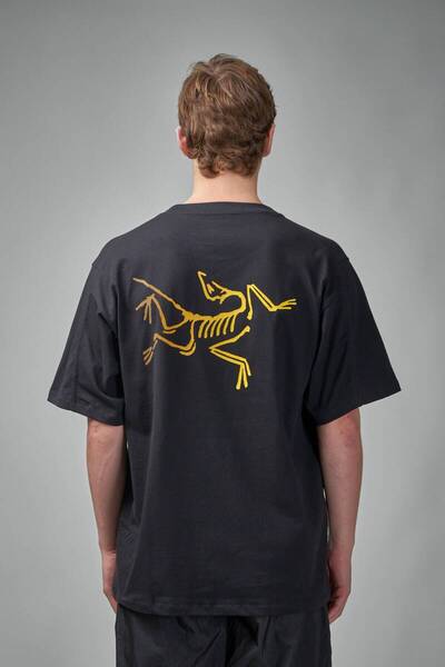 ☆新品未使用☆アークテリクス ARC’TERYX クラッグ コットン ロゴ 半袖Tシャツ バックエンブレム☆ブラック☆XLサイズ 肩幅55㎝ 着丈78㎝
