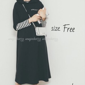 To b.by agnes b. パーカーワンピース 黒 5分袖 半袖 フーディ ロング丈 スウェット ロゴ刺繍 トゥービーバイアニエスベー ブラック 重ね着