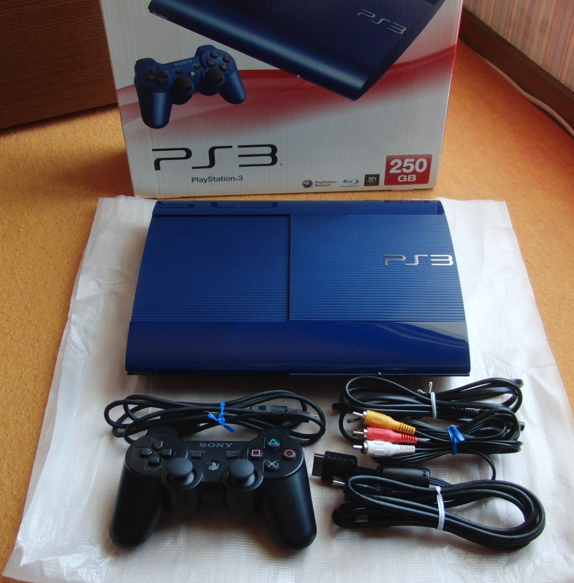 PS3 本体 ブルー 250GB Yahoo!オークション -「ps3 250gb ブルー」の落札相場・落札価格