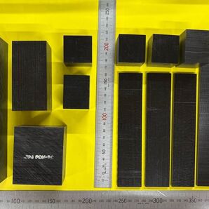 特価!ジュラコン黒色 大きさ様々 約1.8kg 端材詰合せ