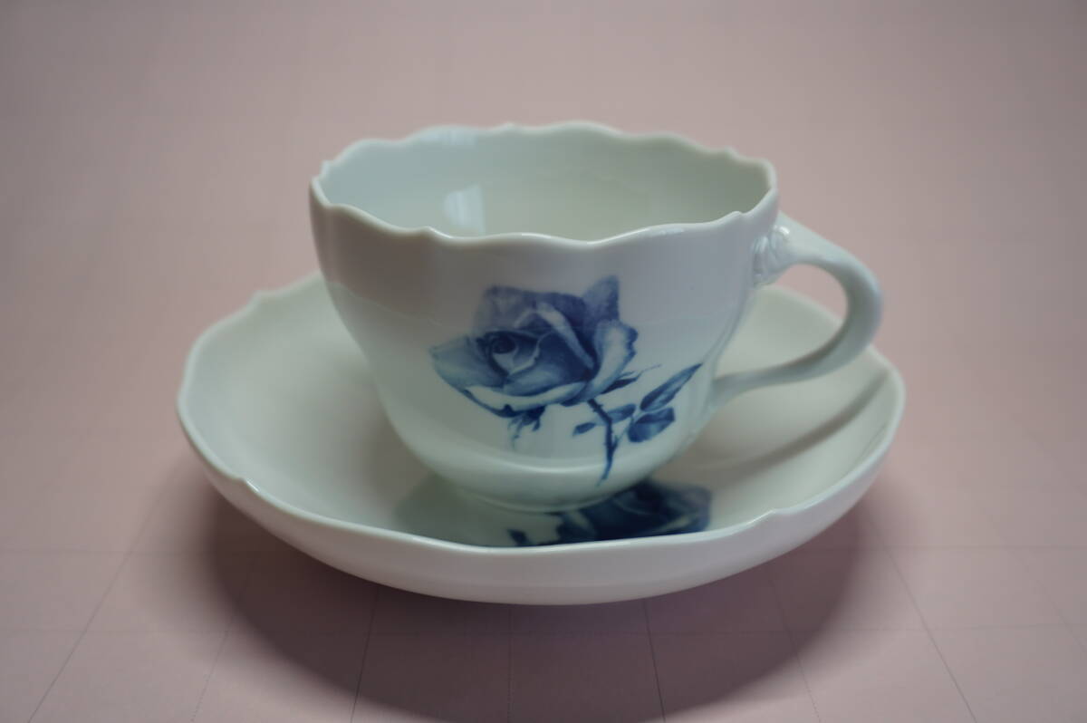 【USED美品】meissen マイセン　青い花　トリオ　C&S プレート Yahoo!オークション -「マイセン 青い花」の落札相場・落札価格