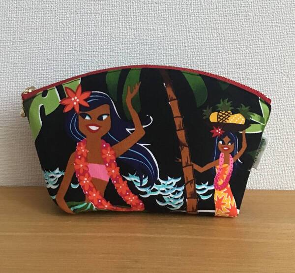 ポーチ ハワイアン アレキサンダーヘンリー フラガール 黒 Black hula girl Hawaii Alexander Henry ハンドメイド hawaiian 送料無料