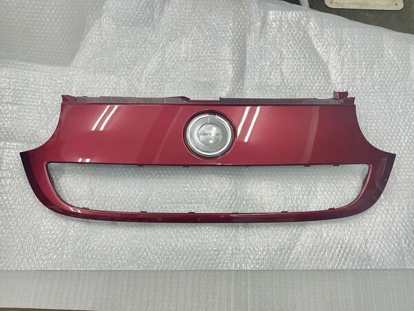 送料込み!【良品】ダイハツ ムーヴキャンバス LA800S 純正 フロントグリル ラジエターグリル R67 レッド系