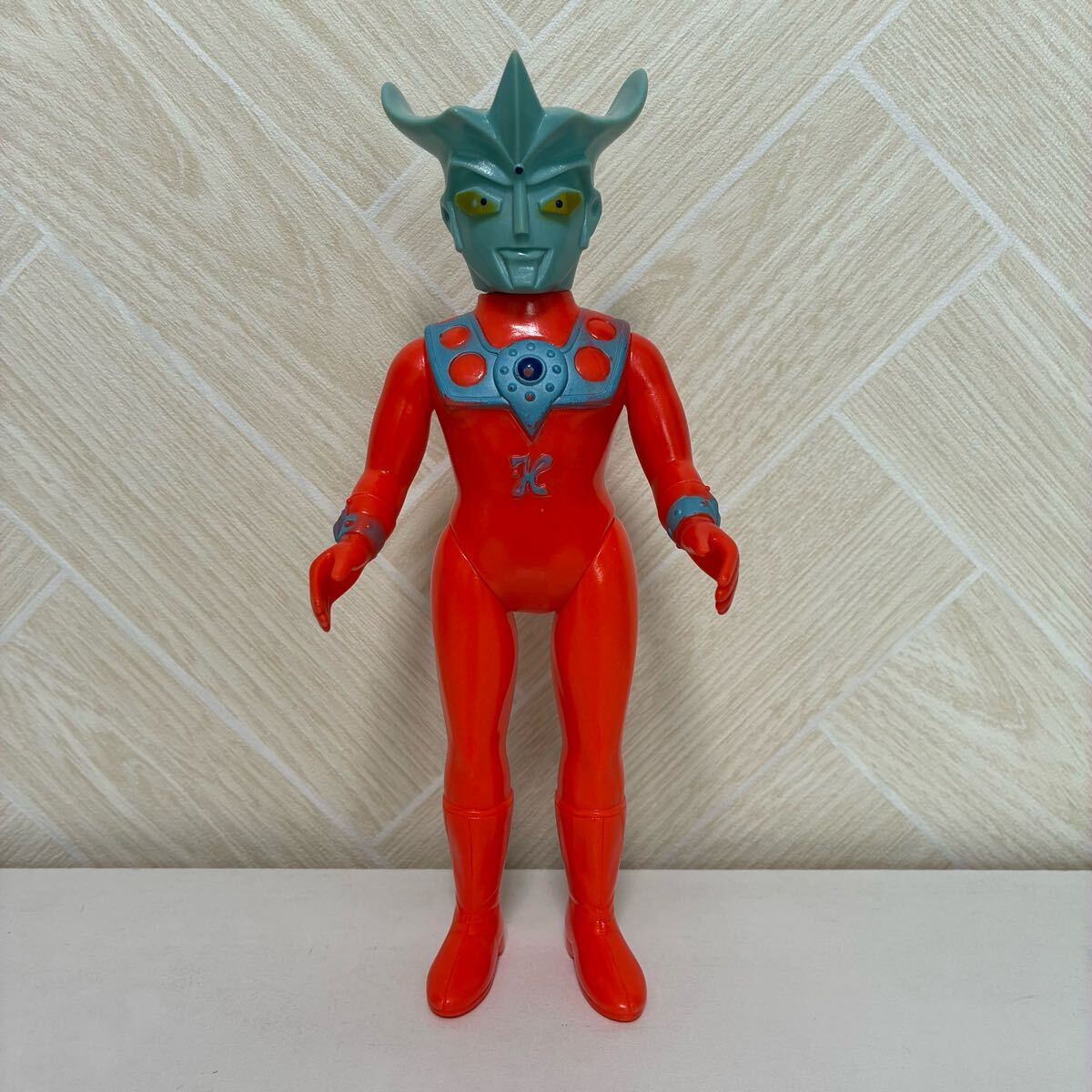 ブルマァク・マルサン・大里玩具ウルトラマン ミニソフビ4点セット当時物 Yahoo!オークション -「当時物 マルサン ウルトラマン」の落札