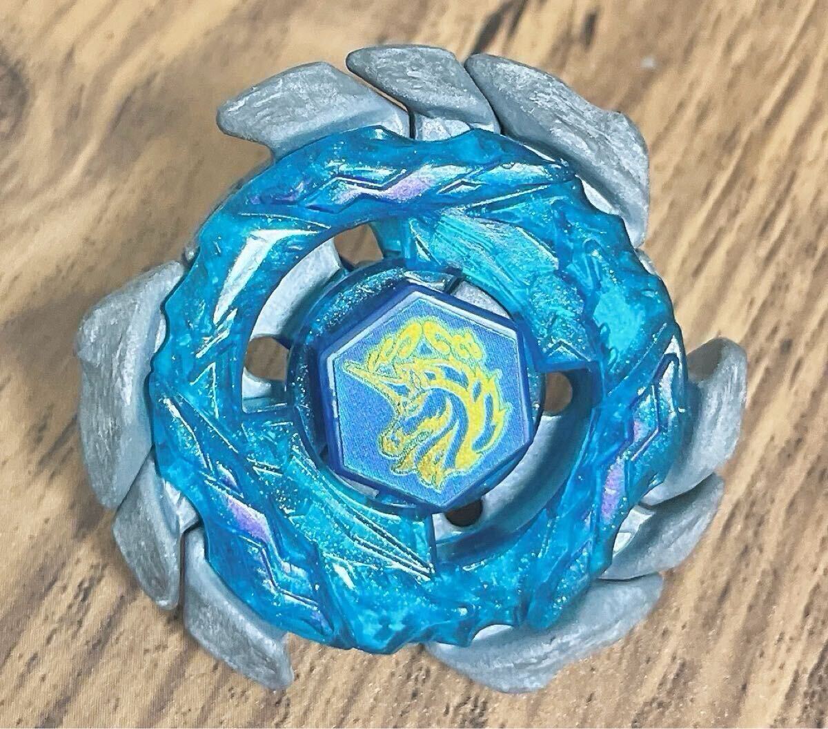 メタルファイトベイブレード 29個セット 多色 発射器付き レア 2025年最新】メタルファイトベイブレード(Metal Fight Beyblade