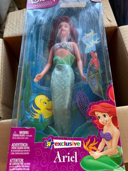 ディズニー Disney アリエル Ariel フィギュア 人形 exclusive