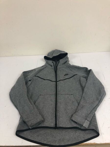送料無料★NIKE ナイキ★スウェットパーカー ジップアップパーカー★メンズ Mサイズ★グレー#70703sal