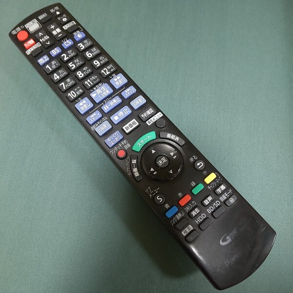 Im118 Panasonic N2QAYB001056 TV リモコン パナソニック レコーダー/ブルーレイ 除菌清掃&赤外線発光確認OK 動作品 現状品 送料無料