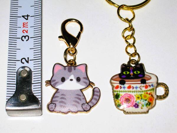 【にゃんこ キーリング 2個セット】猫 ネコ アクセサリー バッグチャーム キーホルダー グレー カップキャット お洒落 癒やし 癒し 可愛い