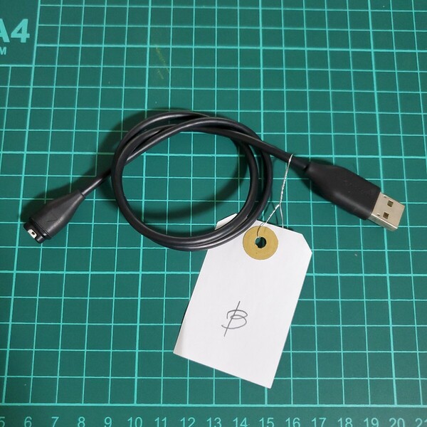 中古 純正 GARMIN チャージングケーブル Type B 充電器 充電ケーブル USBケーブル ガーミン Fenix Approach Forerunner Venu Vivoactive