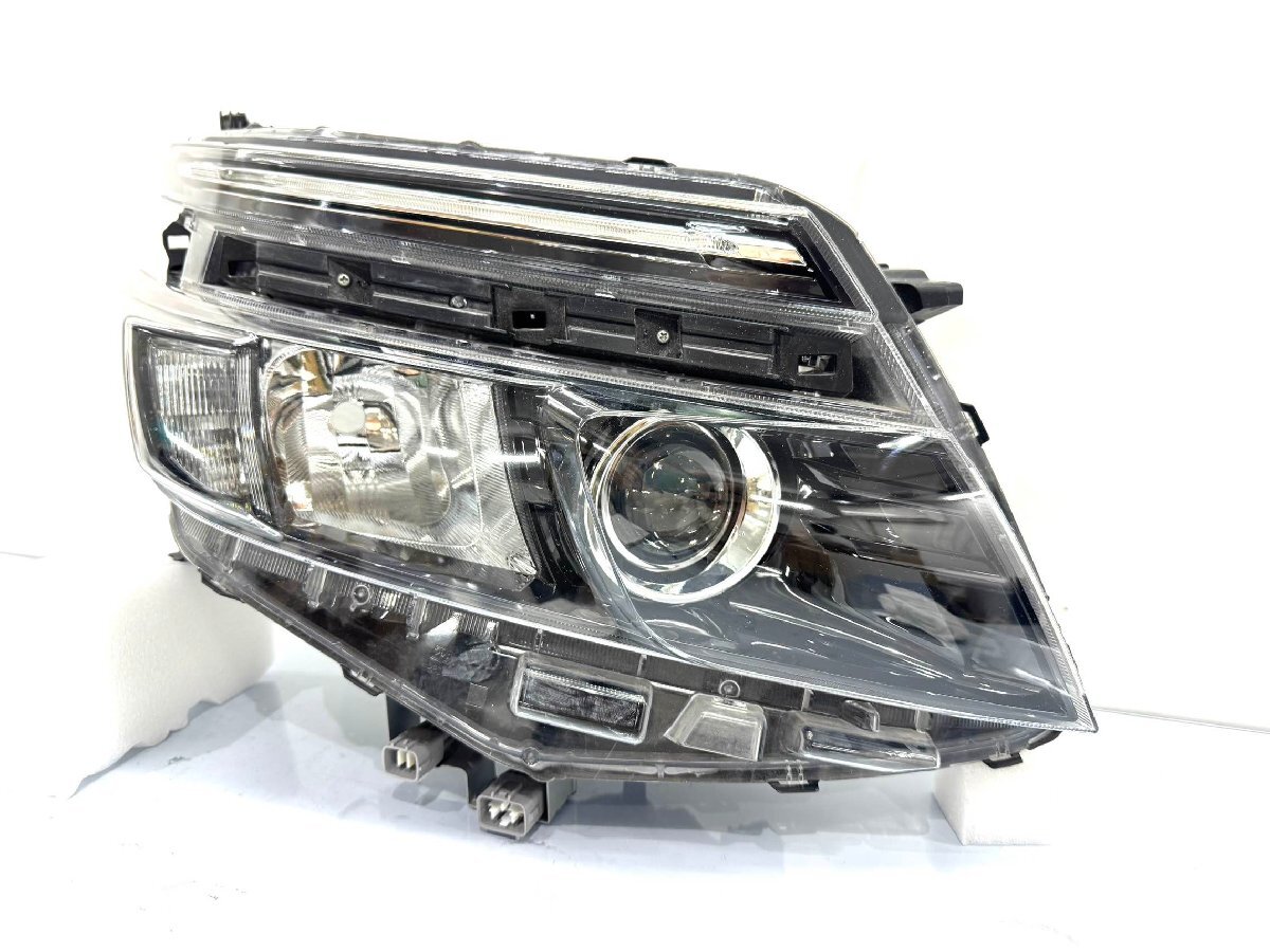 トヨタヴォクシー 80系 右ヘッドランプユニット LED 2025年最新】Yahoo!オークション -ヴォクシー 80 ヘッドライト