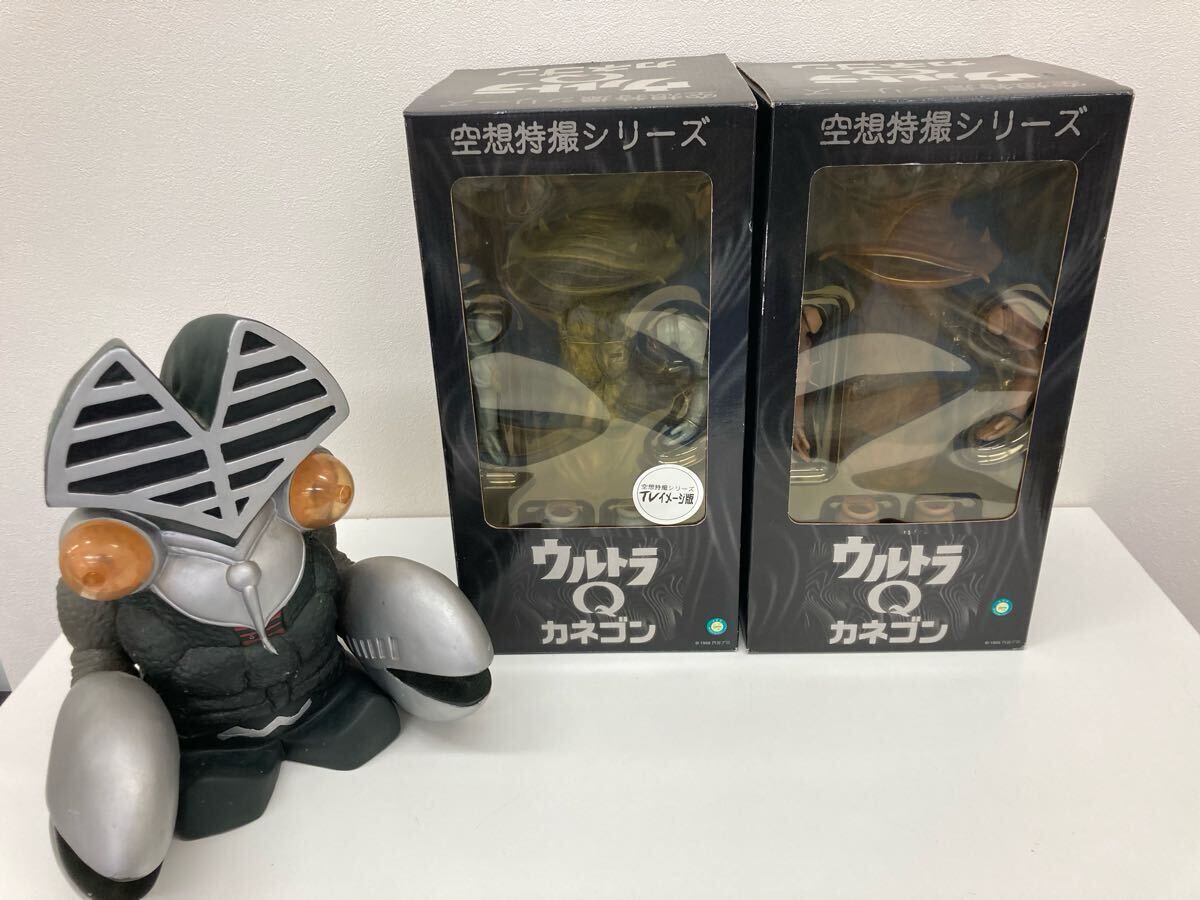 ⭐︎美品⭐︎バルタン星人 貯金箱 ビデオテープ 2点セット Yahoo!オークション -「バルタン星人貯金箱」の落札相場・落札価格