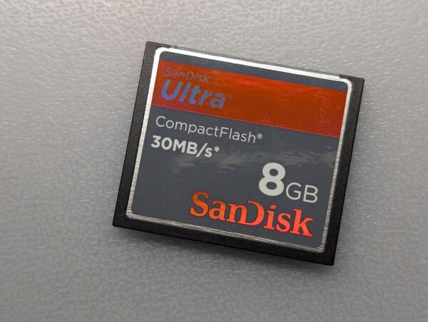 SanDisk CompactFlash Ultra 8GB CFカード ケース付き サンディスク コンパクトフラッシュ メモリーカード 動作確認済み