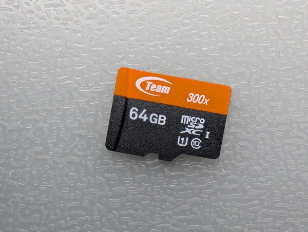 Team microSDXCカード 64GB 300x Class10 UHS-I U1 チーム micro SDカード メモリーカード 動作確認済み