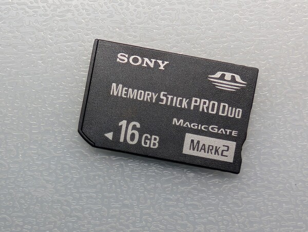 SONY Memory Stick PRO Duo 16GB MS-MT16G ケース付き ソニー メモリースティック プロ デュオ PSP メモリーカード 動作確認済み