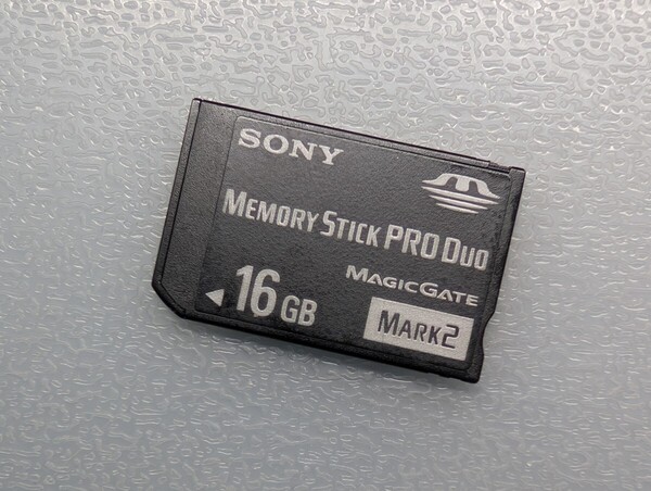 SONY Memory Stick PRO Duo 16GB MS-MT16G ケース付き ソニー メモリースティック プロ デュオ PSP メモリーカード 動作確認済み