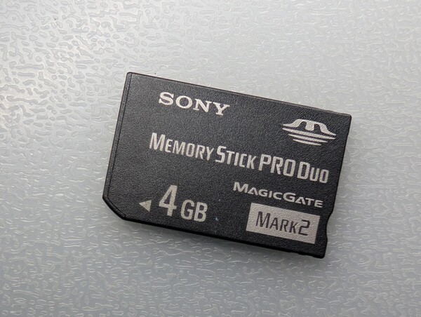 SONY Memory Stick PRO Duo 4GB MS-MT4G ケース付き ソニー メモリースティック プロ デュオ PSP メモリーカード 動作確認済み