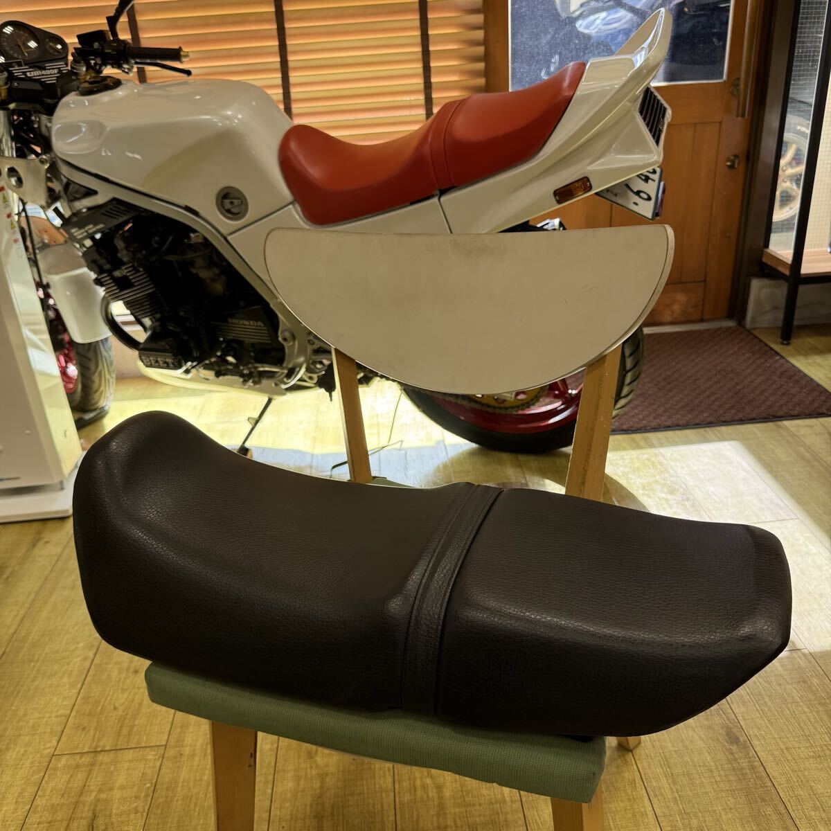 cbr400f純正シート 2025年最新】Yahoo!オークション -cbr400f シートの中古品・新品