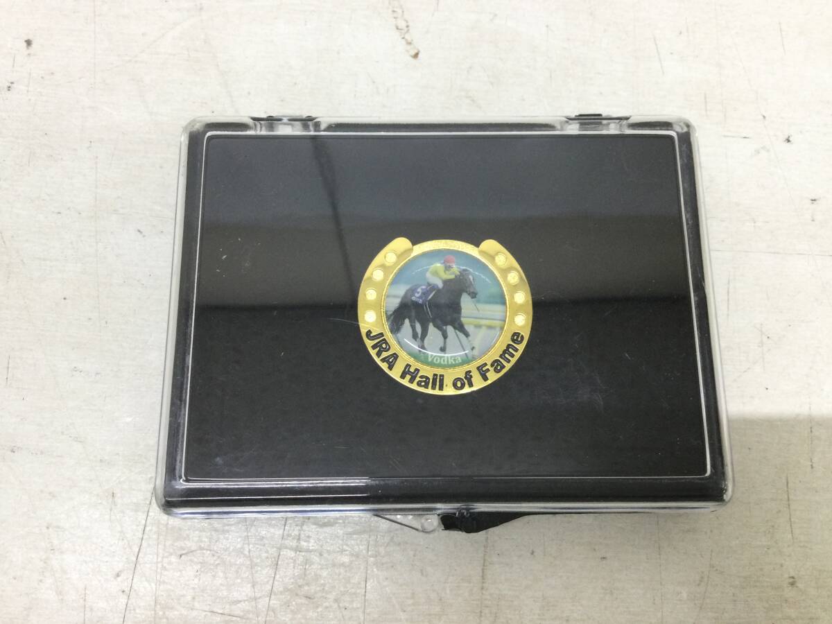 宝塚記念　非売品　ピンバッジ　競馬　貴重　箱付き 宝塚記念 非売品 ピンバッジ 競馬 貴重 箱付き - メルカリ