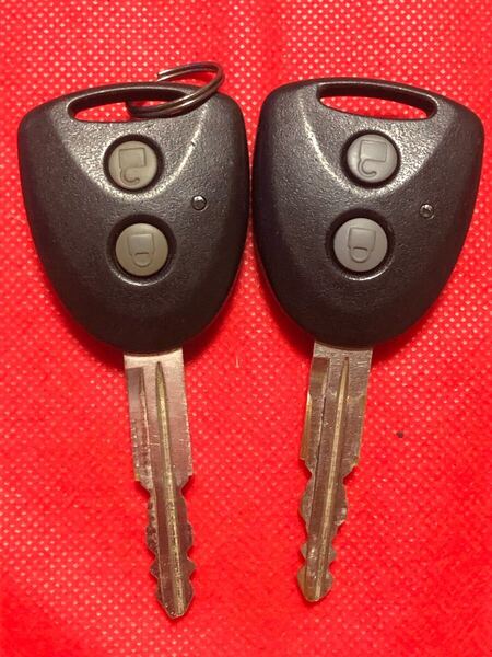Daihatsu ムーヴ ミライース等 純正 キーレス リモコン 鍵 2ボタン グレーボタン 動作確認済 クリック感有 2点セット (794)