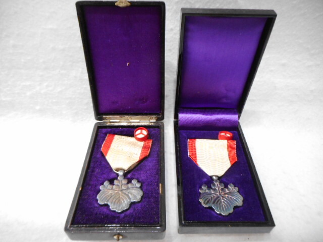 勲章、記章コレクション（８） a6f04321d1e983d58159b5e8cd4aaa