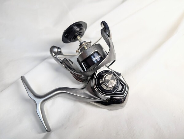 ダイワ 管258GD 25カルディア FC 2000S-H 本体のみ ボディ 美品(シャリ感有り)