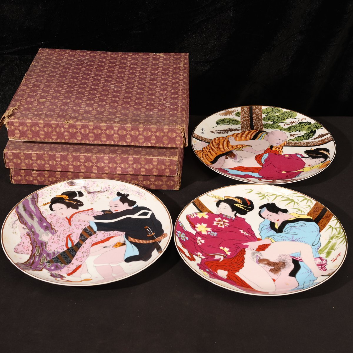 春画 小皿 絵皿 プレート アンティーク 工芸品 Yahoo!オークション -「(春画)」(皿) (九谷)の落札相場・落札価格