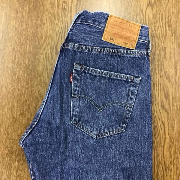 【GG010】Levi's 501 W29 L32 定番ストレート ジーンズ ジーパン デニムパンツ メンズブランド古着 リーバイス501 送料無料