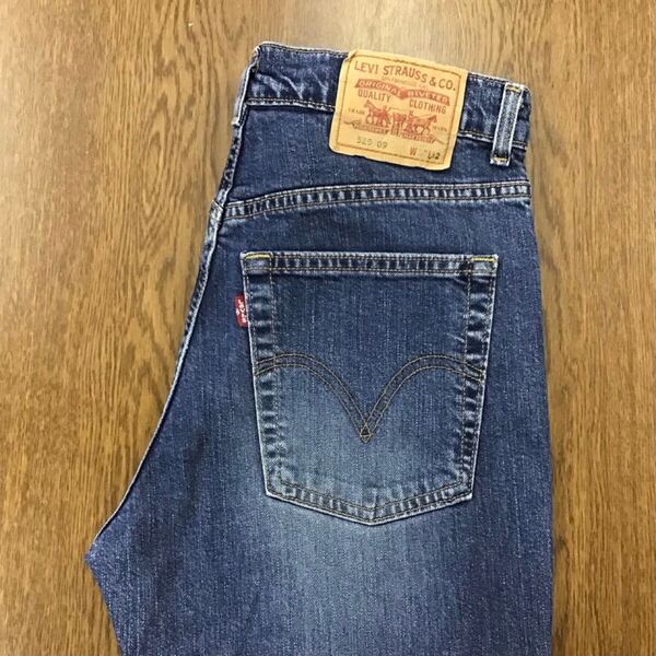 【GG036】Levi's 525-89 W32 L32 色落ち加工 ブーツカット ジーンズ デニムパンツ ストレッチ ポケット浅め ブランド古着 送料無料