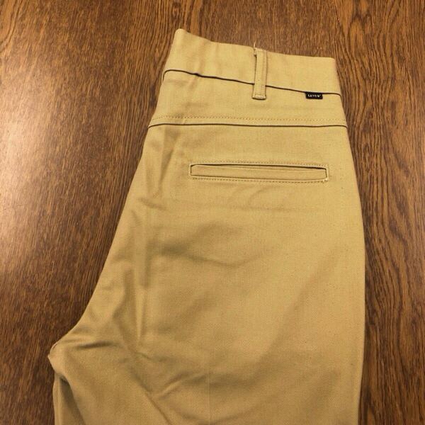 【GG055】Levi's W29 L30 センタープレス スタプレ ワークパンツ ベージュ ストレッチ生地 メンズブランド古着 リーバイス 送料無料