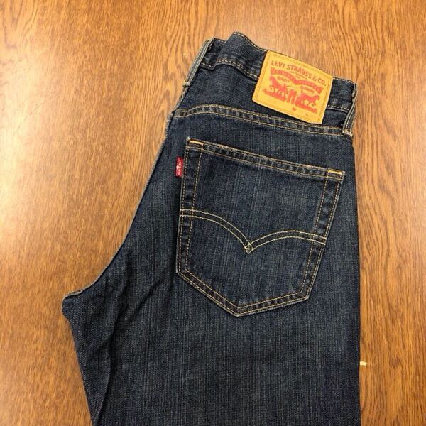【GG090】Levi's 559 W30 L30 色落ち加工 ダメージ加工 ジーンズ ジーパン デニムパンツ タグ付き ブランド古着 リーバイス559 送料無料