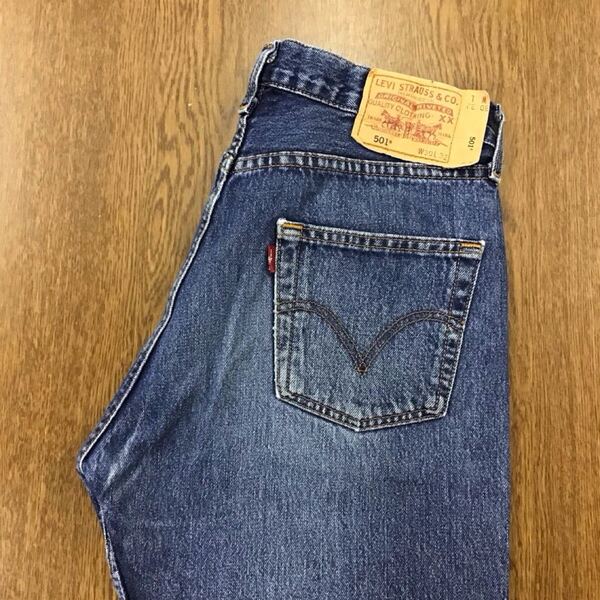 【GG121】Levi's 501 W30 L32 定番ストレート 色落ち加工 ジーンズ ジーパン デニムパンツ メンズブランド古着 リーバイス501 送料無料