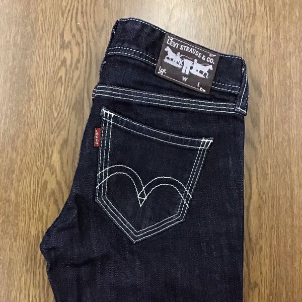 【GG267】日本製 Levi's W30 ジーンズ ジーパン デニムパンツ ストレッチ生地 股上浅め ブランド古着 リーバイス 送料無料