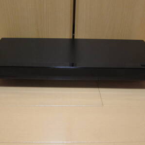 少し傷がありますが、本体状態は良好です。内蔵HDDを新品2TBへ交換!!W録画 ブルーレイレコーダー Panasonic ディーガ DMR-2W200