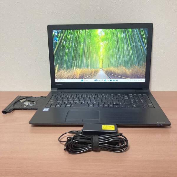 中古良品 TOSHIBA 東芝 dynabook B65/DP 第8世代 Core i3 8130U/RAM8GB/SSD256GB/Windows11/DVDROM 中古 PC ノートパソコン