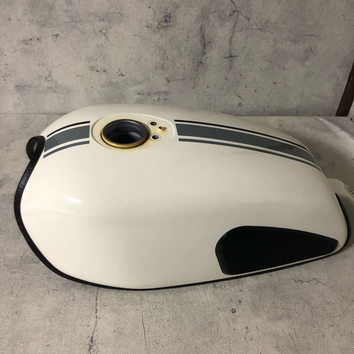 美品!250TR 純正タンク 2025年最新】Yahoo!オークション -250tr純正タンクの中古品