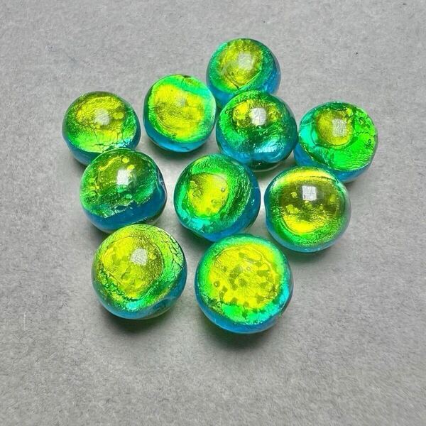 イヘヤブルー 8mm 10個セット 蓄光 ホタルガラス 沖縄とんぼガラス とんぼ玉 沖縄伊平屋島