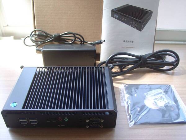 【中古】Skynew S4 ファンレスミニPC Intel i3-5005U(2コア/2.0GHz) / DDR3メモリ16GB / SSD128GB / Windows10pro