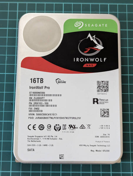 【動作確認済み】Seagate IronWolf Pro 16TB 内蔵HDD 3.5インチ SATA CMR(ヘリウム)7200RPM 256MB 6Gb/s NAS / PC対応