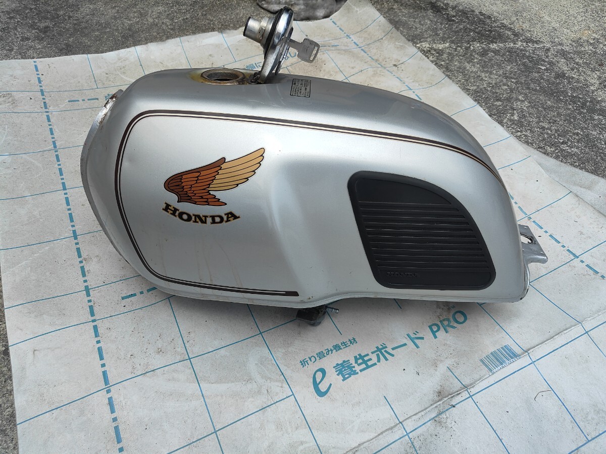GB250クラブマン初期ガソリンタンク Yahoo!オークション -「gb250 タンク 初期」の落札相場・落札価格