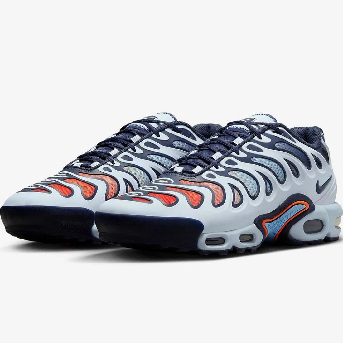 NIKE ナイキ エアマックスプラス 美品 28 27.5 NIKE AIR MAX PLUS BLACK/BLACK-BLACK（ナイキ エア マックス