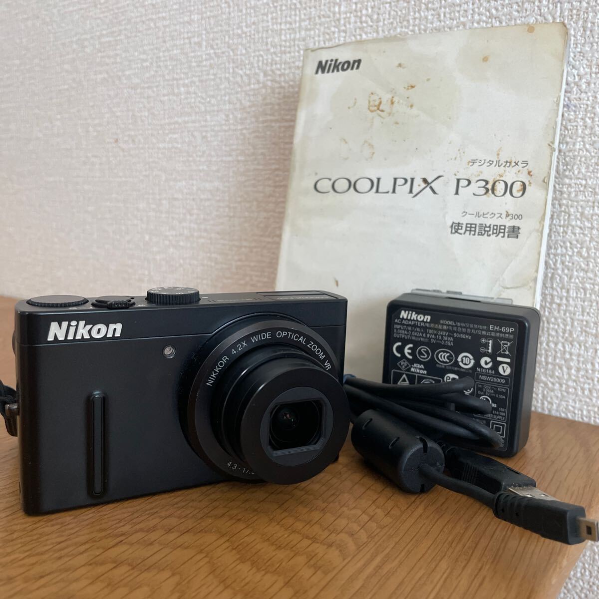 Nikon COOLPIX P300 コンパクトデジタルカメラ 付属品 箱あり Yahoo!オークション -「coolpix p300」の落札相場・落札価格