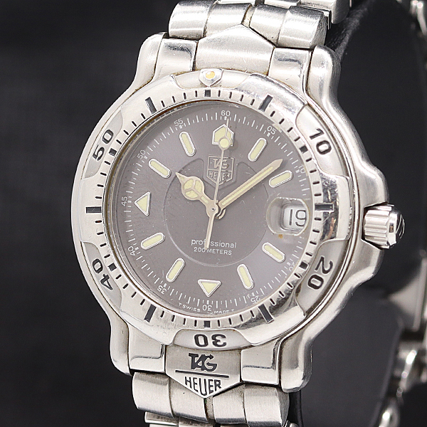 稼働品 TAG Heuer タグホイヤー プロフェッショナル シルバー Yahoo!オークション -「タグホイヤー プロフェッショナル 腕時計