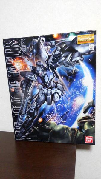 □送料無料 MG 1/100 MSN-001A1 デルタプラス / 機動戦士ガンダムUC (ユニコーン) ガンプラ BANDAI バンダイ ※旧パッケージ版 赤バンダイ