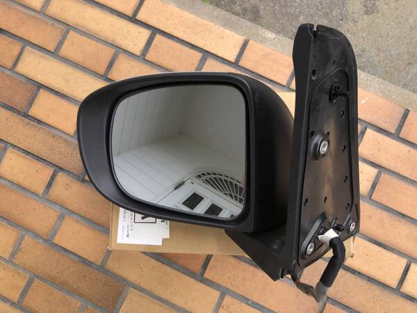 【送料無料】ダイハツ タント 左ドアミラー 6BA-LA650S-GBGF 87940-B2T01