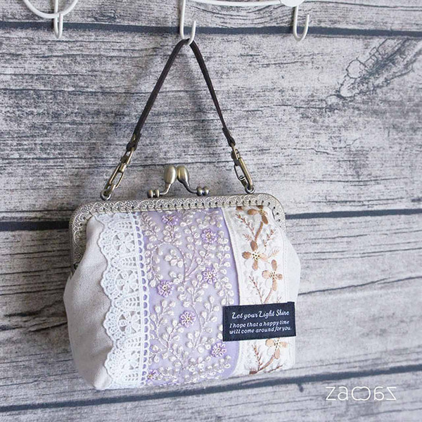 手提げがま口ポーチ*インド刺繍リボン*パープル*ハンドメイド