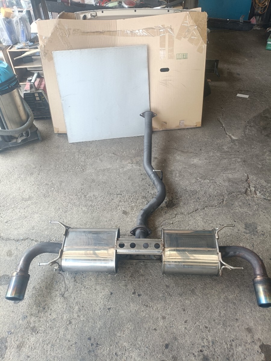 RX8 Rマジック製マフラー　前期 R Magic GARAGE / RM RX-8 前期用 マフラーガーニッシュ