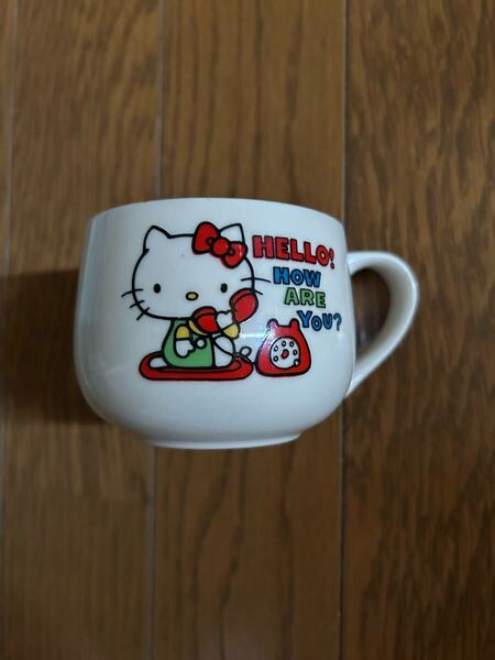*昭和レトロ*激レア希少品 サンリオ1975年製 ハローキティ 陶器 マグカップ 当時物 ヴィンテージ