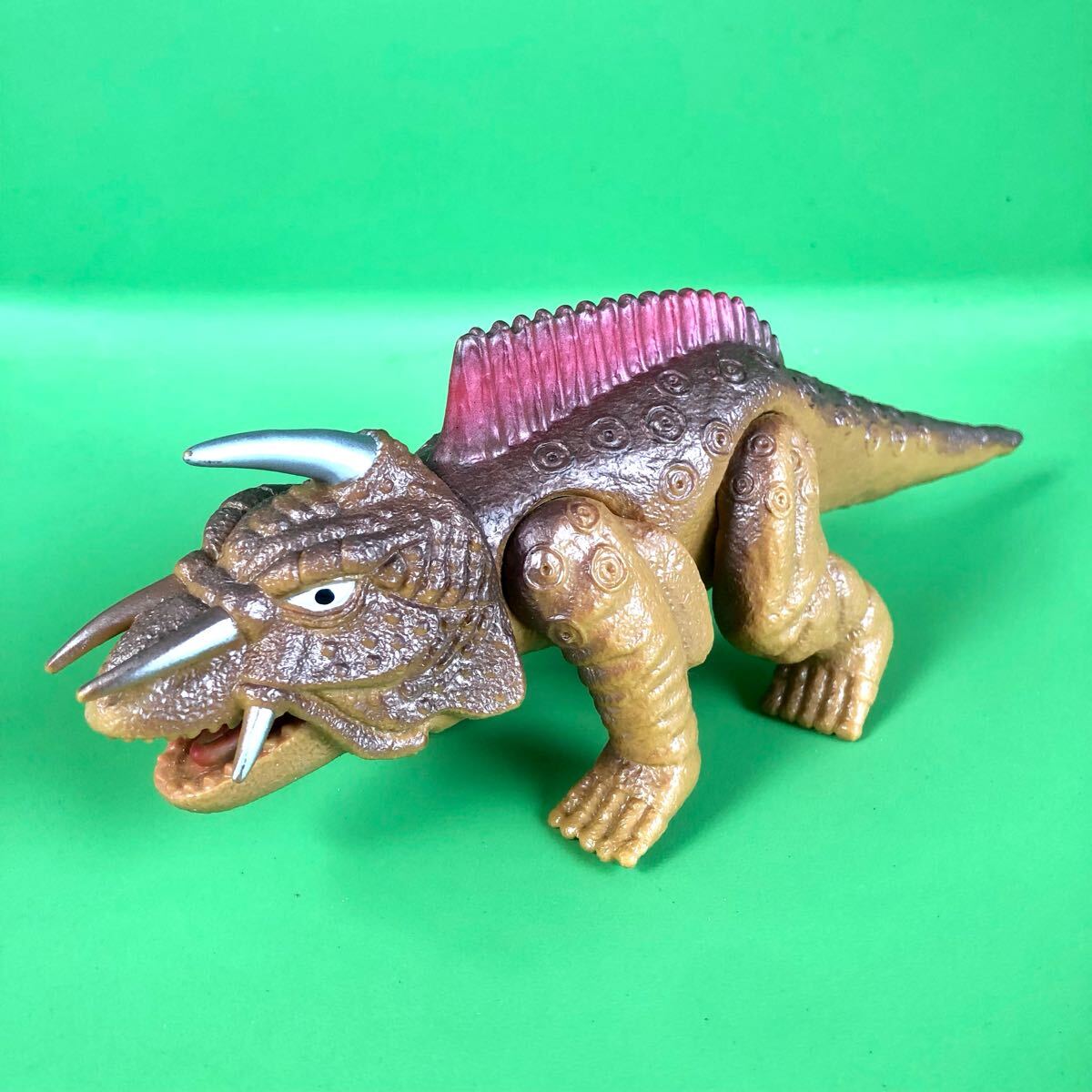 ガメラ怪獣 ジャイガー 当時物 スタンダードサイズ レア☆ Yahoo!オークション -「ガメラ ジャイガー」の落札相場・落札価格