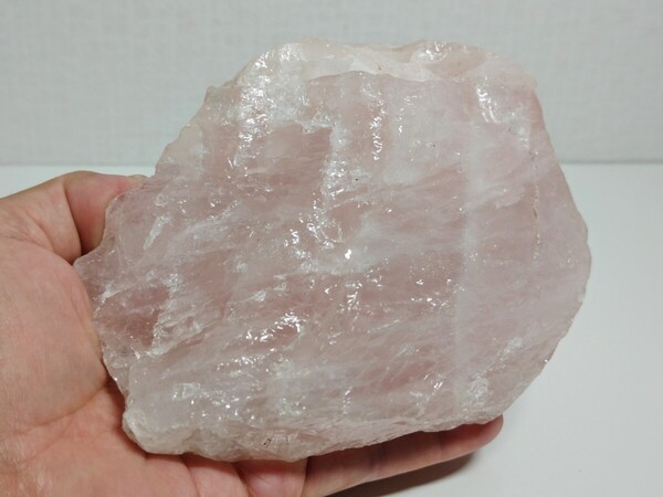 L-8 ローズクォーツ 1.2kg 水晶 クォーツ 原石 鑑賞石 自然石 天然石 誕生石 鉱石 鉱物 宝石 水石